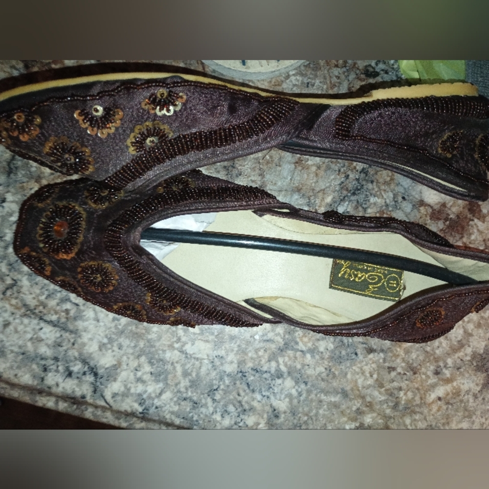 Elegant Brown Floral Sequin Flats - Picture 7 of 13